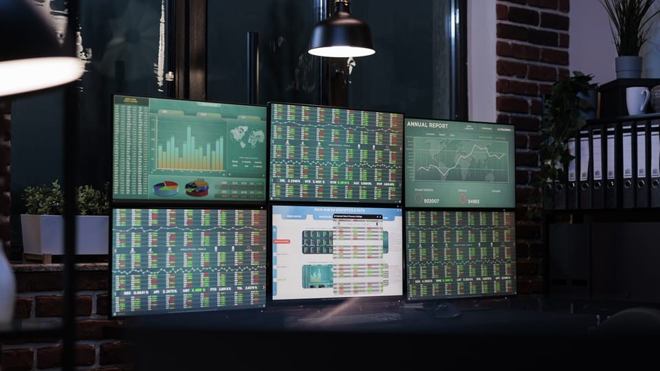 Workspace equipped with workstation having finance statistics and real time graph